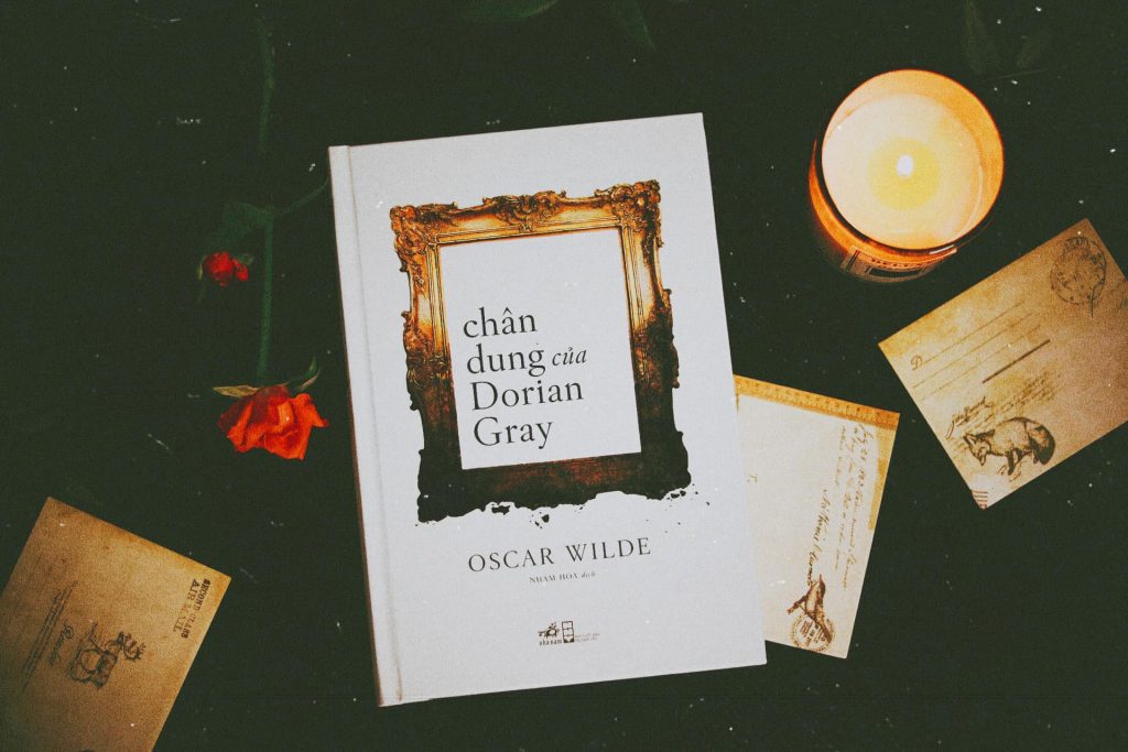 Chân dung của Dorian Gray - Oscar Wilde. (Ảnh: Thúy Diễm)
