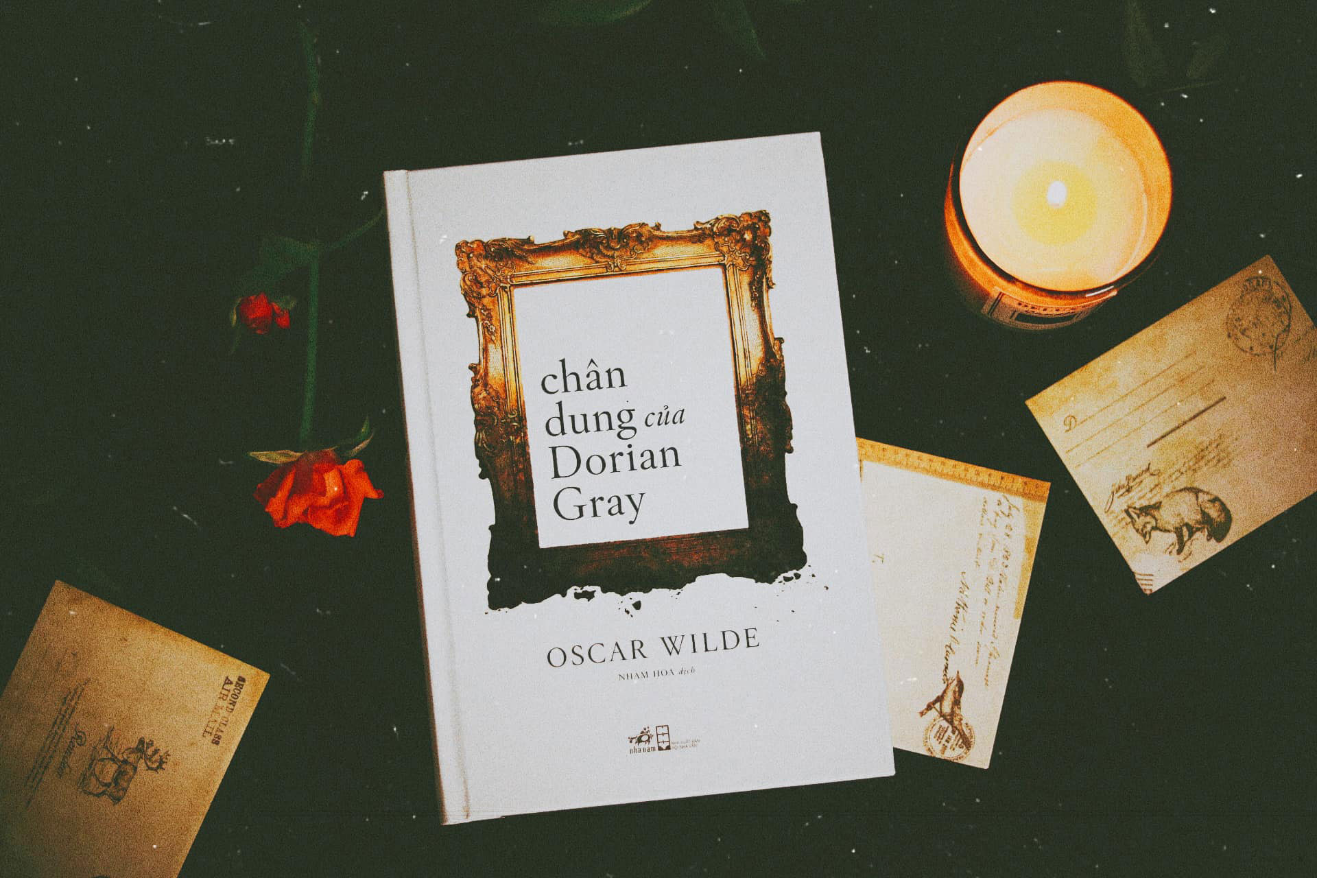Chân dung của Dorian Gray - Oscar Wilde - Bài ca về cái đẹp và sự tha hóa trong tâm hồn. (Ảnh: Thúy Diễm)